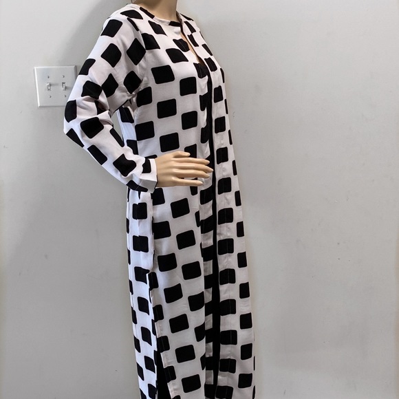 Black And White Belted Cardigan - Picture 5 of 6